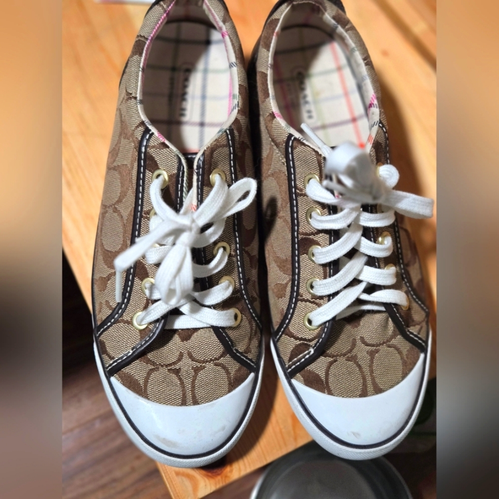 Used coach shoes women's 8.5